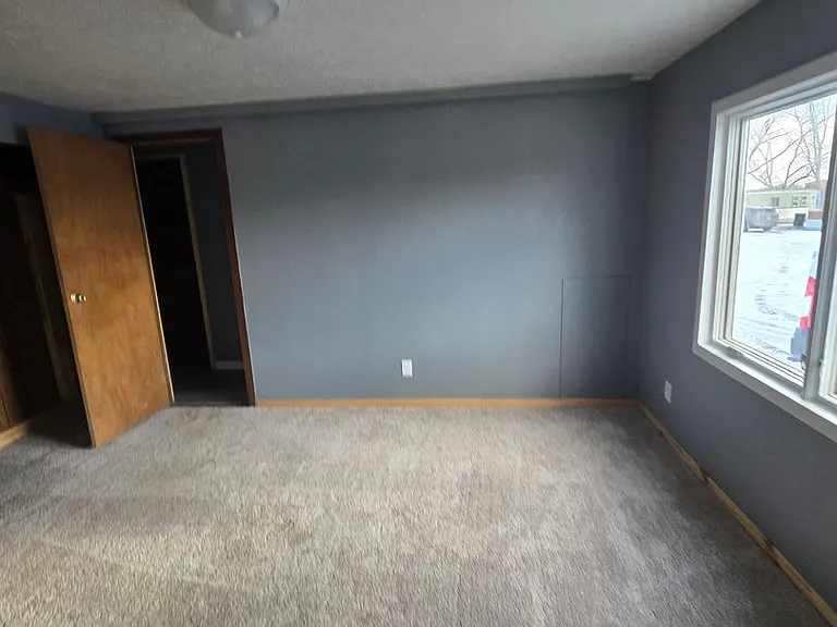 110 N Juniata Ave — Photo 3
