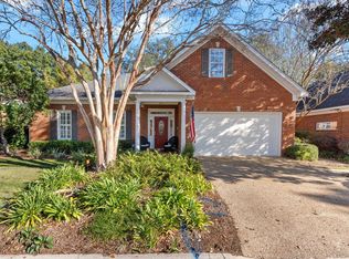 812 Greenbrier Ln, Tallahassee, FL 32308