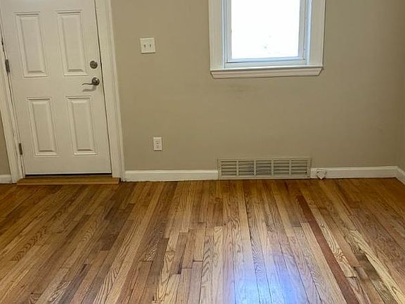 4th image of 23 Harrington Ave #1