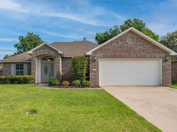 280 Avondale Ln, Bossier City, LA 71112