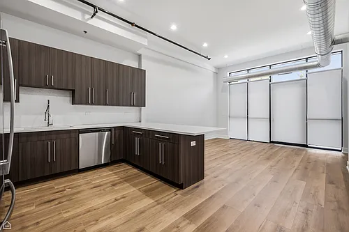 2355 N Washtenaw Ave #102 Photo 1