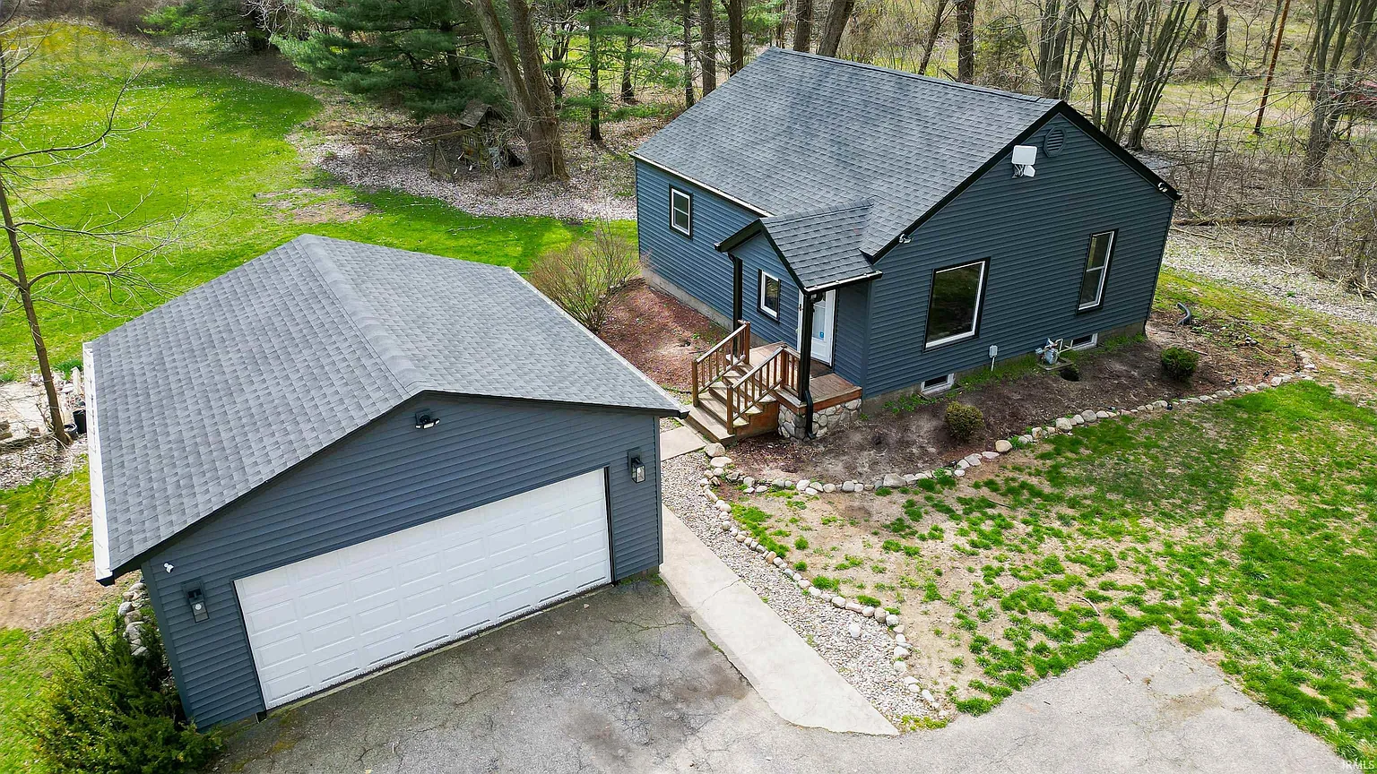 22374 Roosevelt Rd photo 1