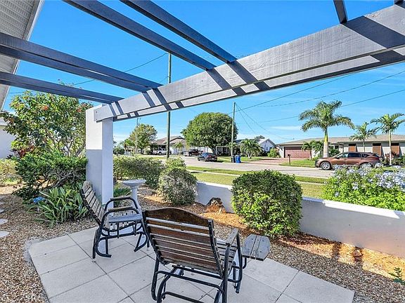 2nd image of 4556 W Coral CIR