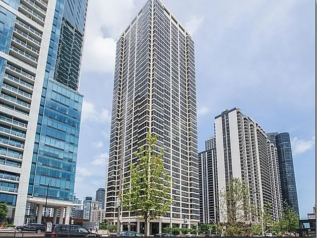 360 E Randolph St #1406 — Photo 1