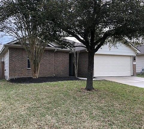 3rd image of 32107 Anne Ln