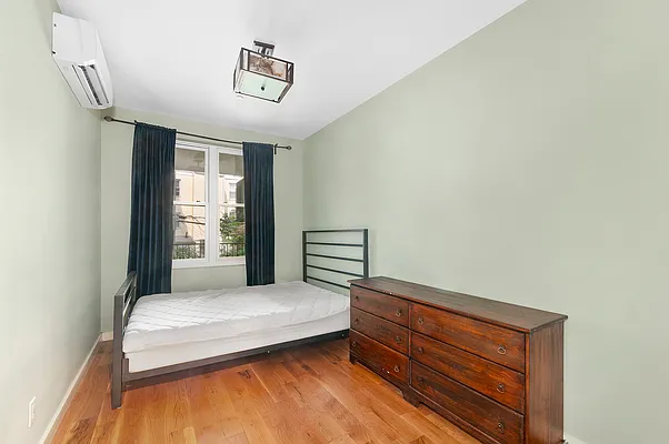 Rented by Compass | media 14