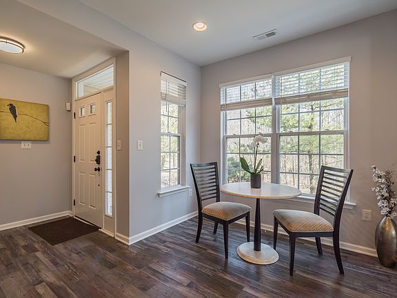Open and bright living areas