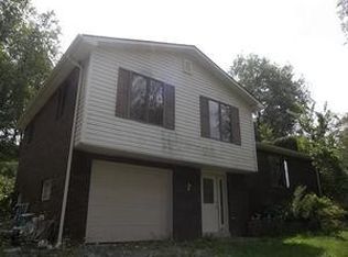 434 Willoughby Run Rd, Rochester, PA 15074