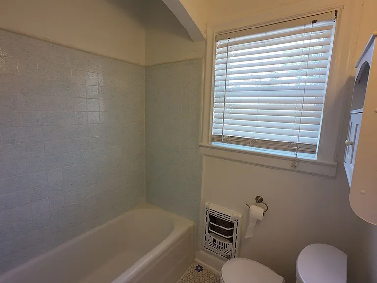 703 W French Pl — Photo 17