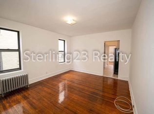 21-19 27th St #1, Astoria, NY 11105