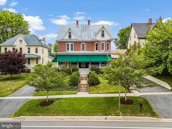 19 E Main St, Middletown, MD 21769