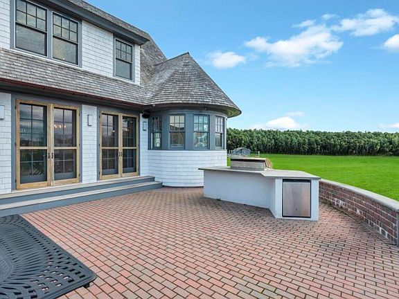 5th image of 24 Sagg Rd