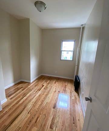5th image of 2152 Crotona Ave