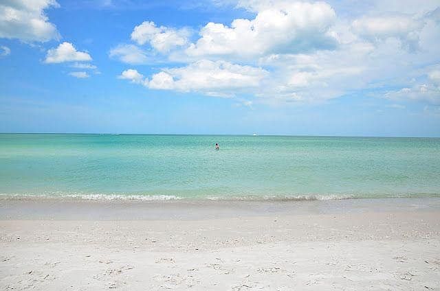 Vanderbilt Beach