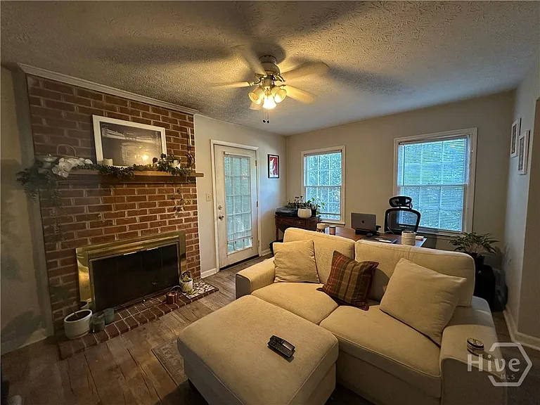 116 Jolly Ln — Photo 5