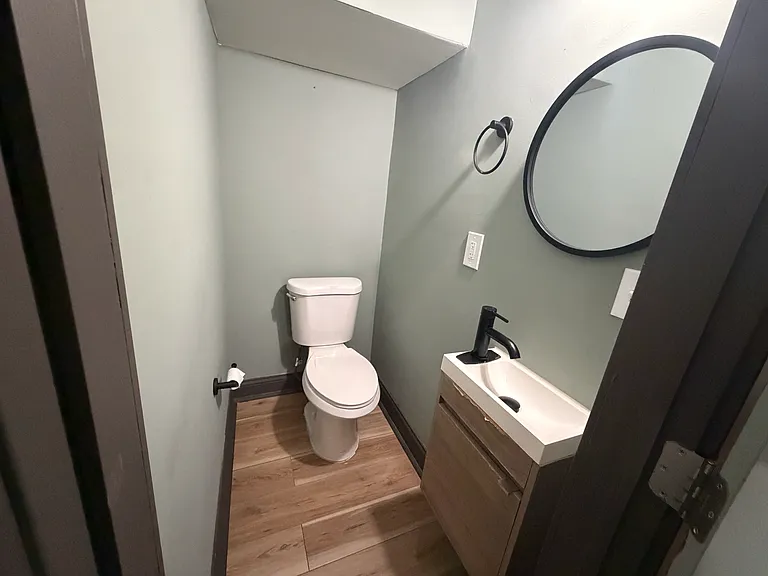 1130 Wilson Ave #1 — Photo 9