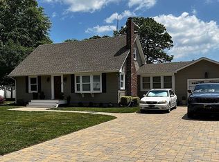 36 Lafayette Dr, Manahawkin, NJ 08050