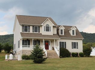 4418 E Lee Hwy, Max Meadows, VA 24360