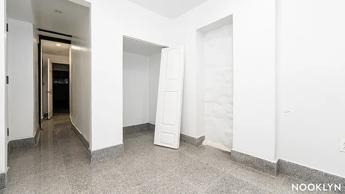 Rented by Nooklyn NYC LLC | media 21