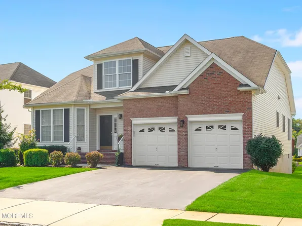 333 Van Dusen Drive, Marlboro, NJ 07746