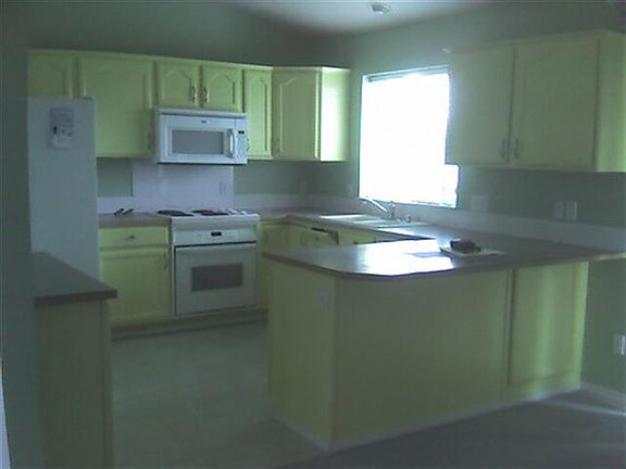 3rd image of 16907 W Boone Ln