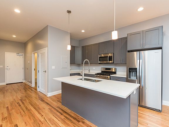 2nd image of 3122 N Broadway St #300