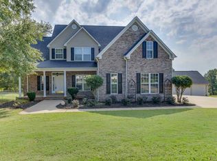 215 Sagewood Ct, Lyman, SC 29365