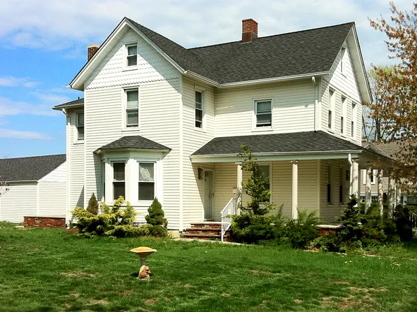 104 Hudson Ave, Red Bank, NJ 07701