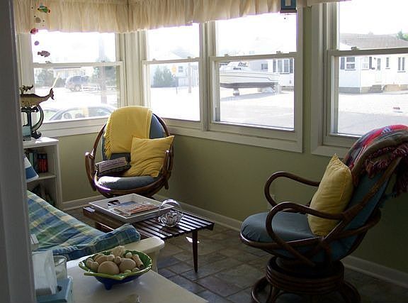 1st Level Sunporch Can Serve as Extra Space for Summer Guest