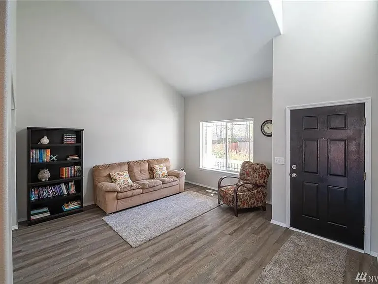 6618 Kirsop Village Dr SW — Photo 3