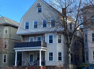 27 Aberdeen Ave #2, Cambridge, MA 02138