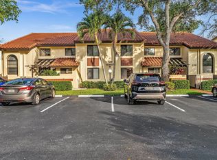 10407 S Circle Lake Dr APT 102, Boynton Beach, FL 33437