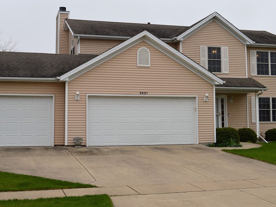 3221 Butterfly Dr, Normal, IL 61761 Zillow