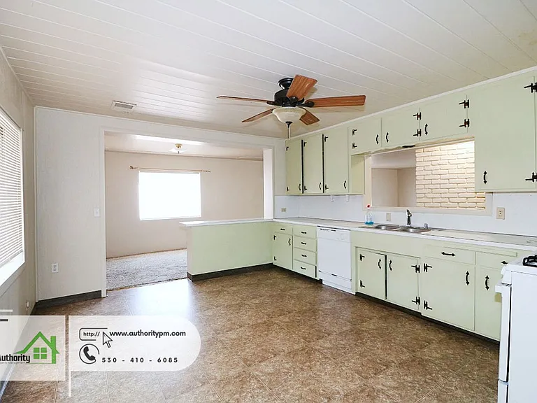 1830 Rosaline Ave — Photo 8