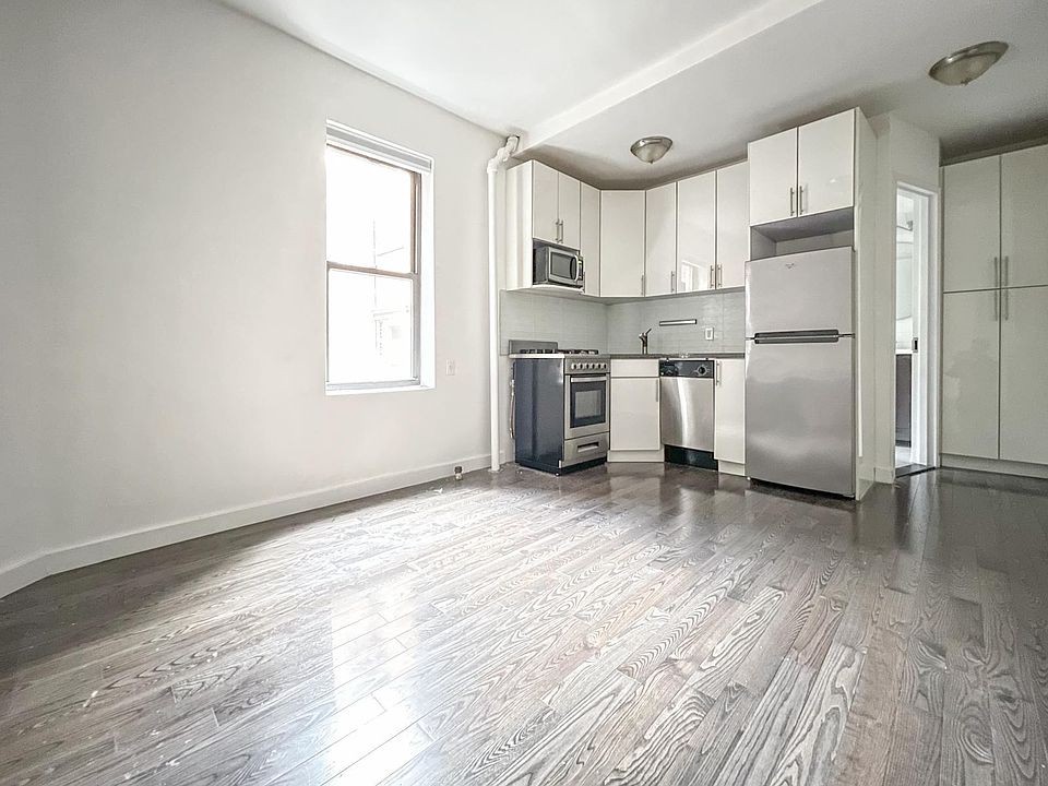 1st image of 210 W 10th St APT 2E