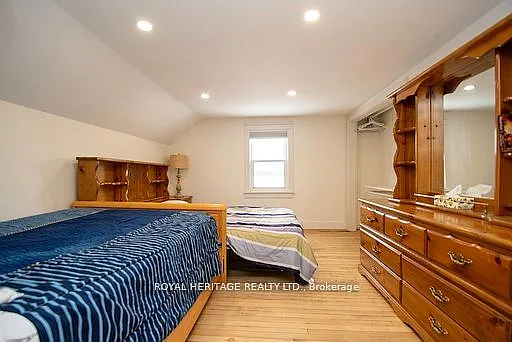 1074 Lakehurst Rd — Photo 27