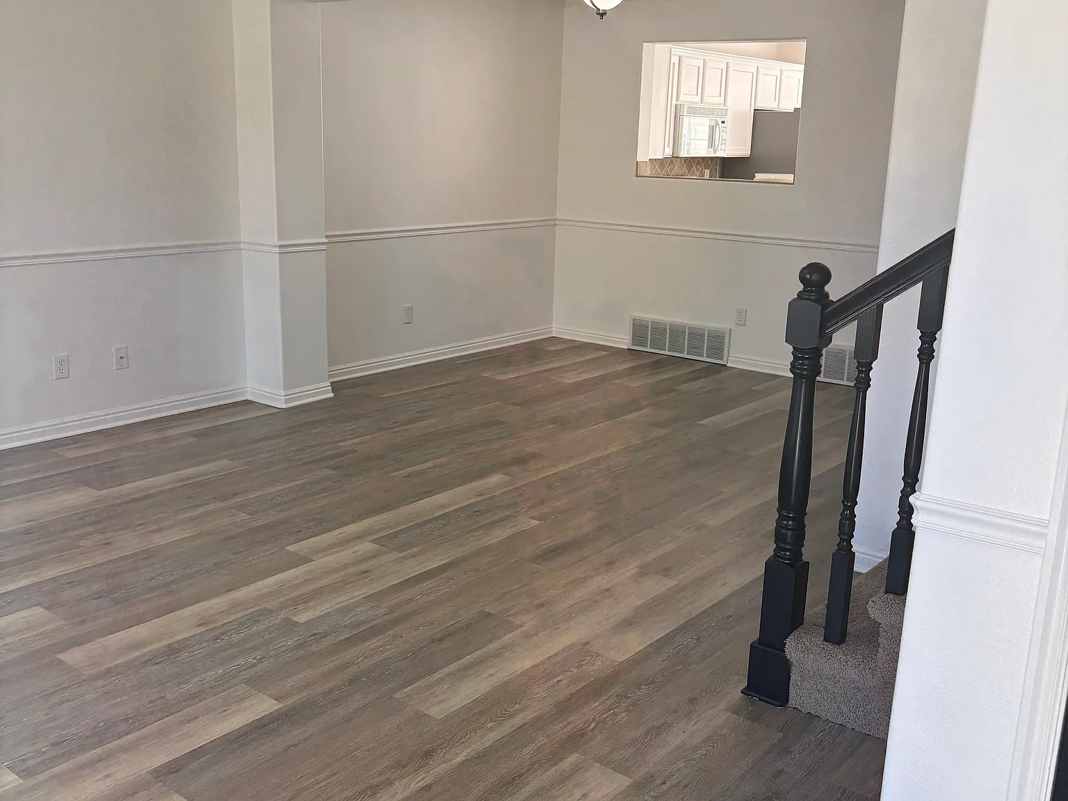 3 bed, 1.5 bath, 1368 sqft, $1,650 — Photo 3