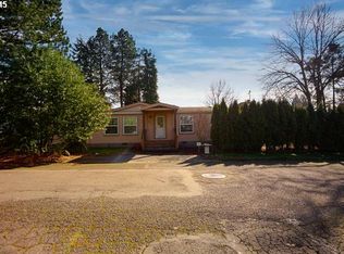 422 Warner St, Oregon City, OR