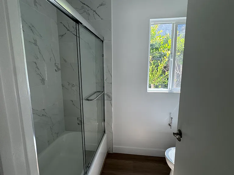 122 1/2 N Orlando Ave #122-1/2 — Photo 3