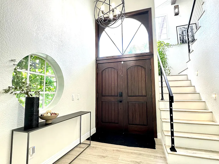 29842 Sandling Ct — Photo 3