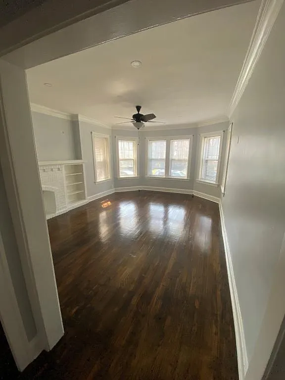 5725 N Artesian Ave, Unit 1 — Photo 2