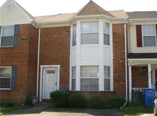 836 Sommerville Cres, Chesapeake, VA 23320