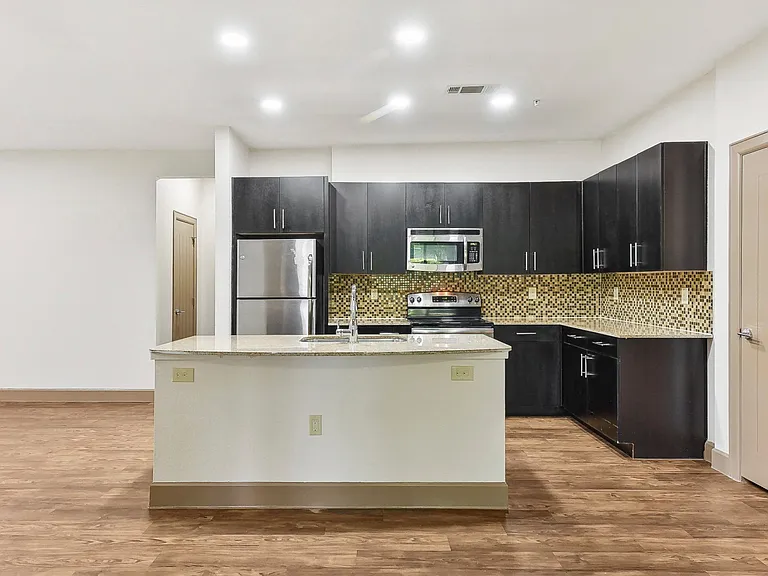 Lakeline East Apartments, Cedar Park, Texas