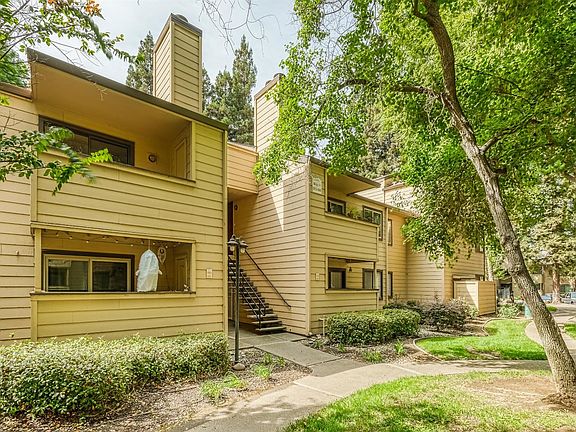 3rd image of 3715 Tallyho Dr APT 168