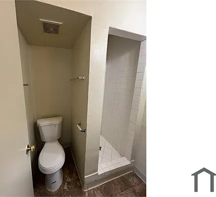 Studio, 316 sqft, $1,749 — Photo 3