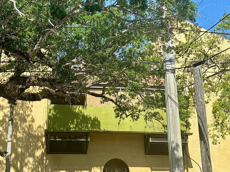 7424 SW 59th Ave — Photo 1