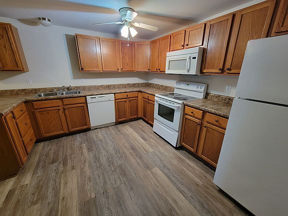 2nd image of 501 Hunters Run APT C