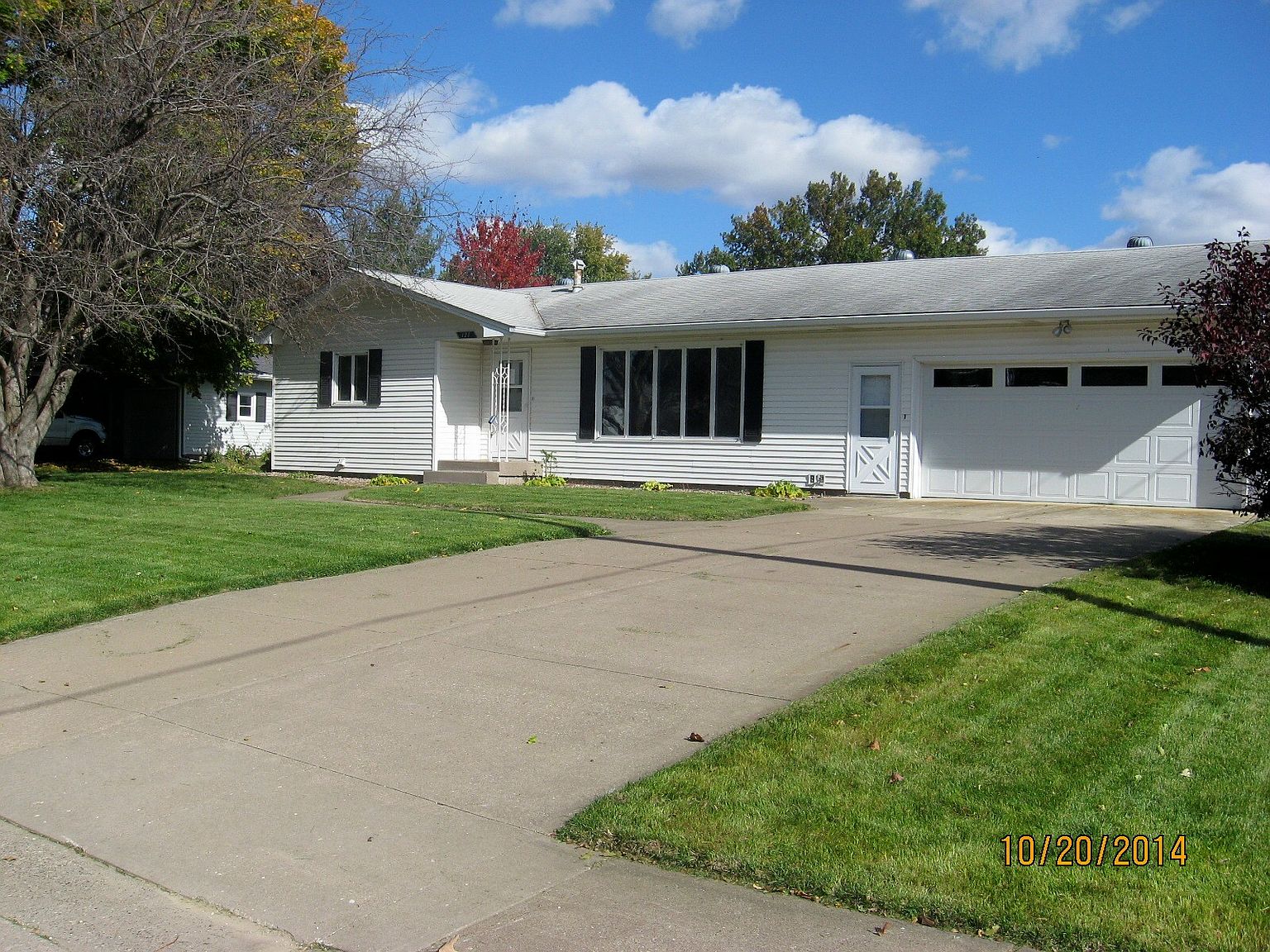 127 N Century St, Walcott, IA 52773 Zillow