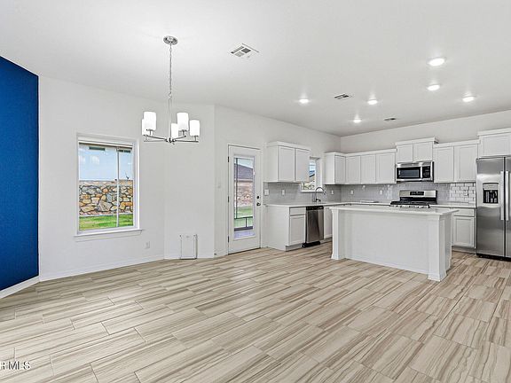4th image of 6745 La Puesta Dr