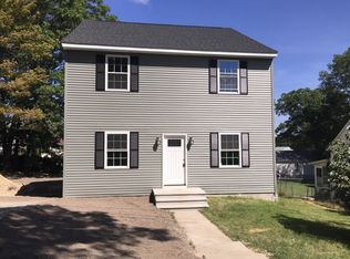 992 Norman St, Fall River, MA 02721